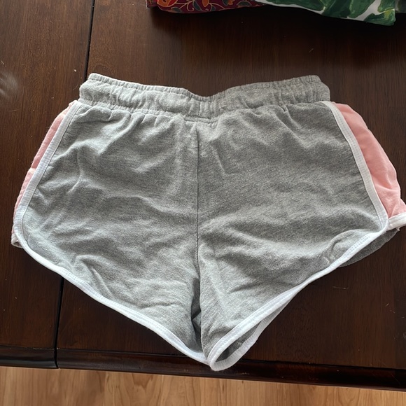 Shorts - Picture 2 of 2
